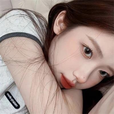 府上娶了个锦鲤新娘
